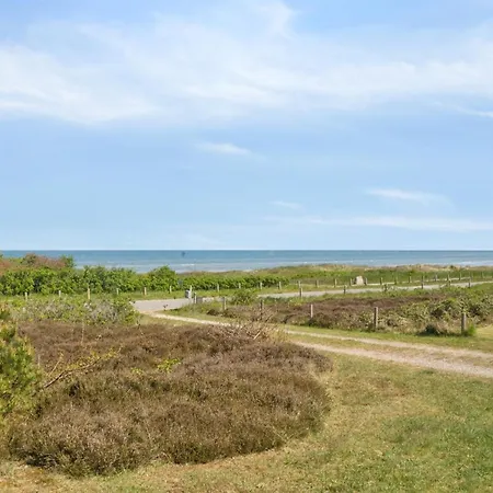 Suometar - 90m From The Sea By Interhome
